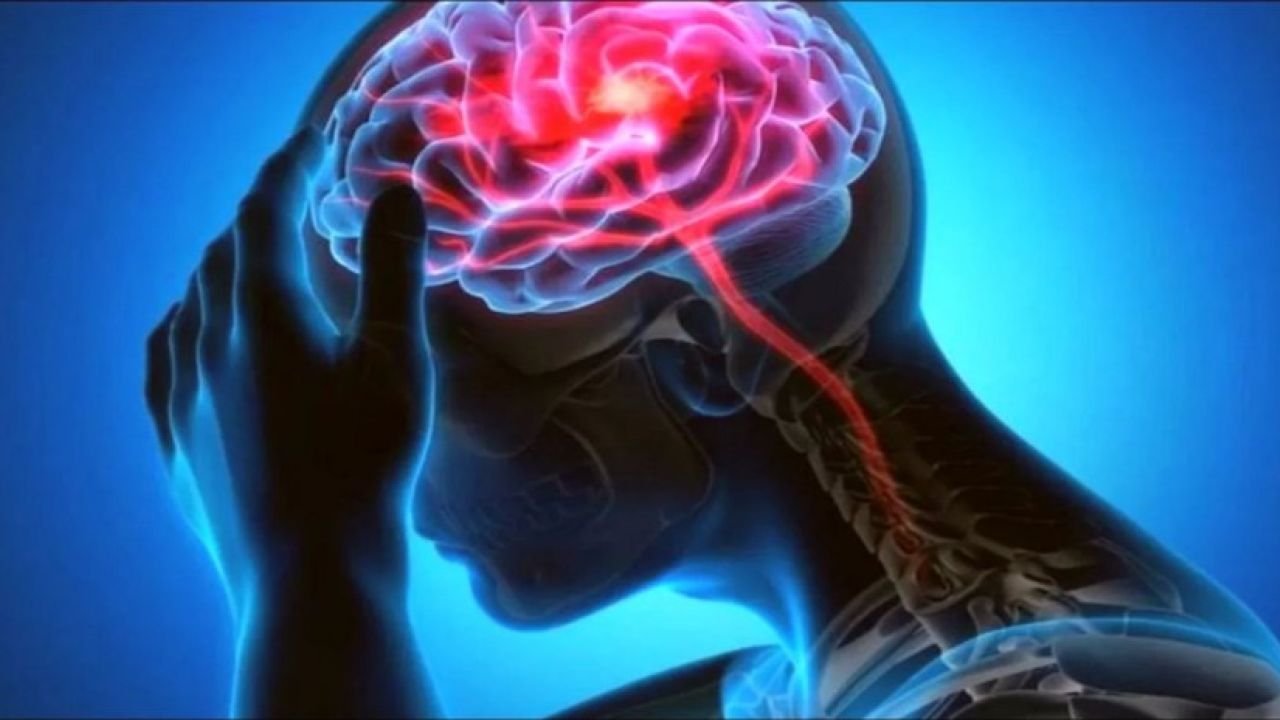 স্ট্রোকের ২ মাস আগে শরীরে দেখা দেয় ৬টি লক্ষণ