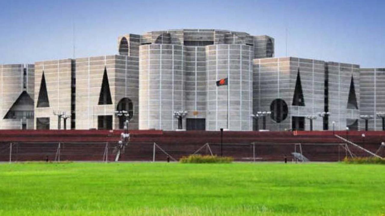 বিরোধীদলীয় নেতা, উপনেতা ও হুইপ হলেন কারা